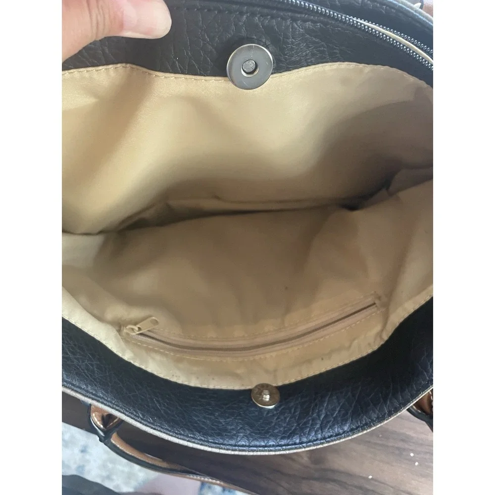 CL Carryland Tan & Black Satchel Purse Bag 3 Int Compartments 2 Ext Zip 2 Handle